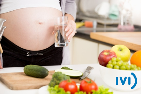 Alimentazione e gravidanza: utili consigli alle donne che vogliono diventare madri